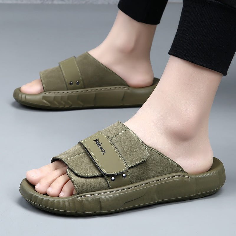 Herrensandalen aus Leder — profilierte Sohle, verstellbare Riemen