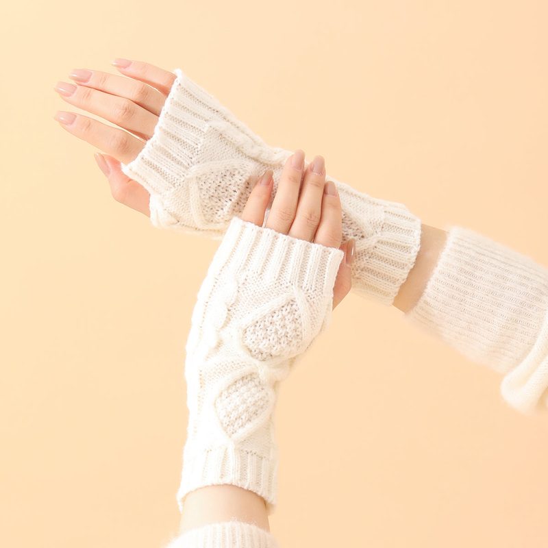 Women's cable knit fingerless gloves — raised diamonds, free fingers