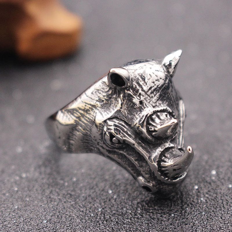 Bague homme tête de rhinocéros en acier titane