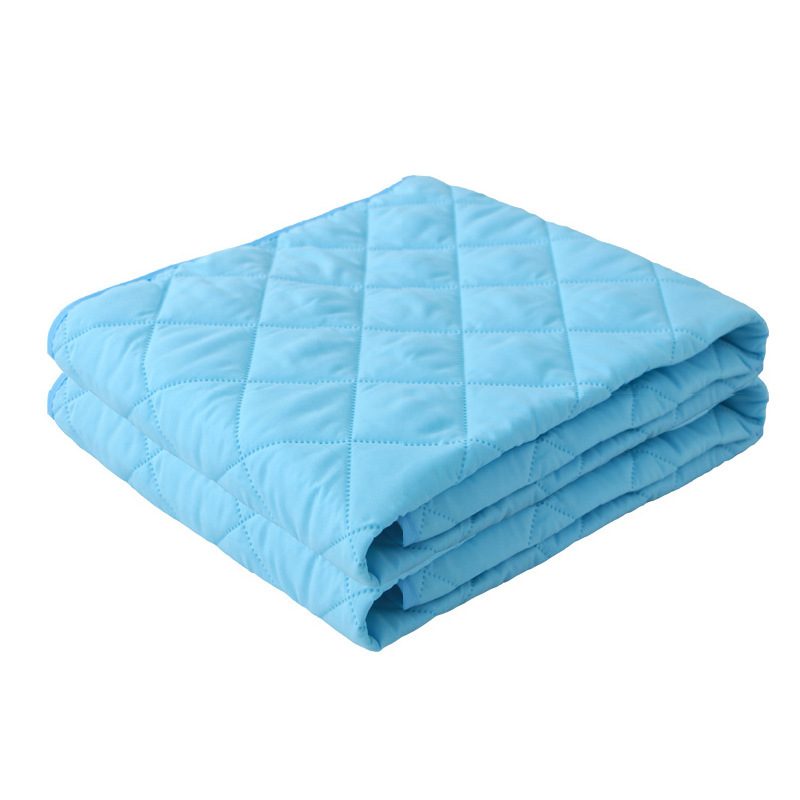 Alèse matelassée imperméable pour le change — rose ou bleu