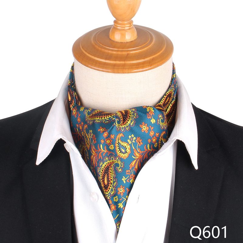 Foulard ascot homme à porter sous le col de chemise