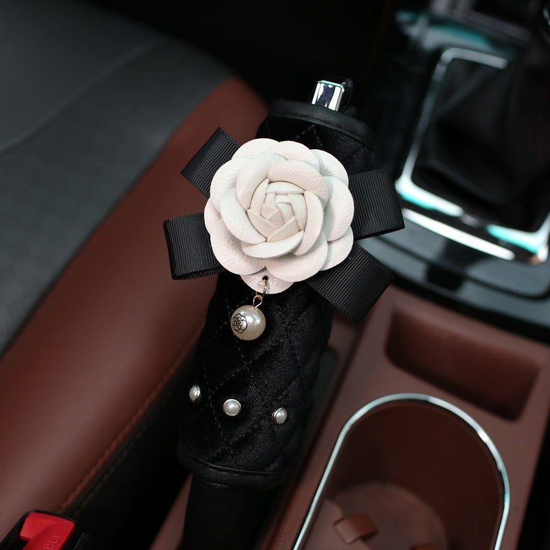 Funda acolchada para cinturón de seguridad con flor de camelia