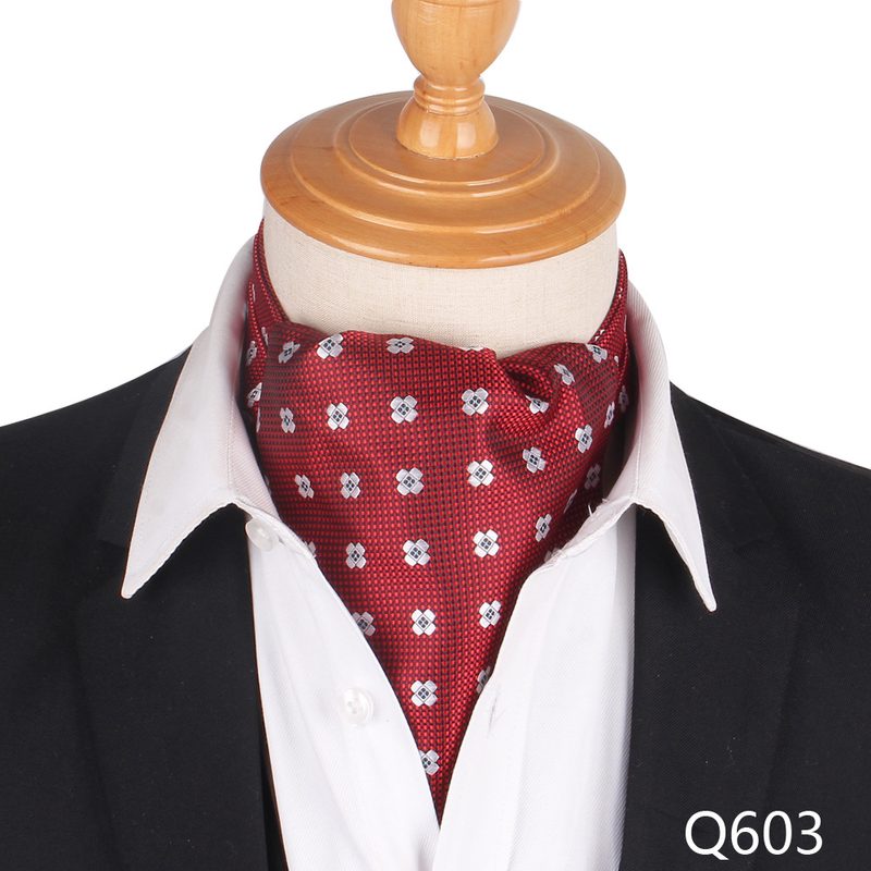 Foulard ascot homme à porter sous le col de chemise