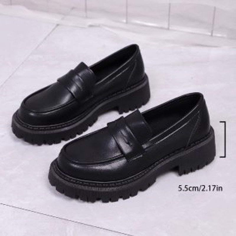 Mocassins femme à semelle crantée épaisse — noir mat ou verni