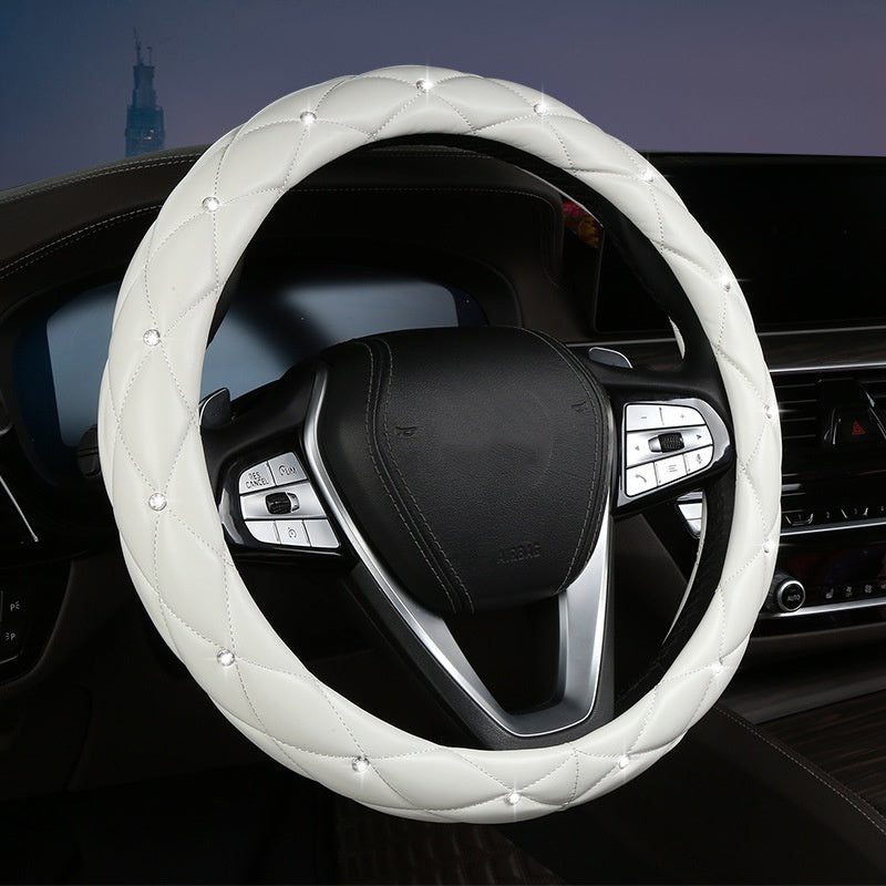 Capa de volante acolchoada com strass — para o inverno