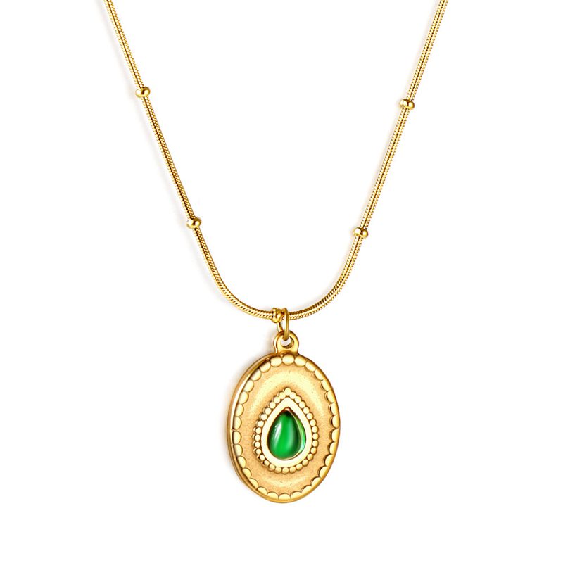 Collier doré à pendentif pierre colorée — acier inoxydable