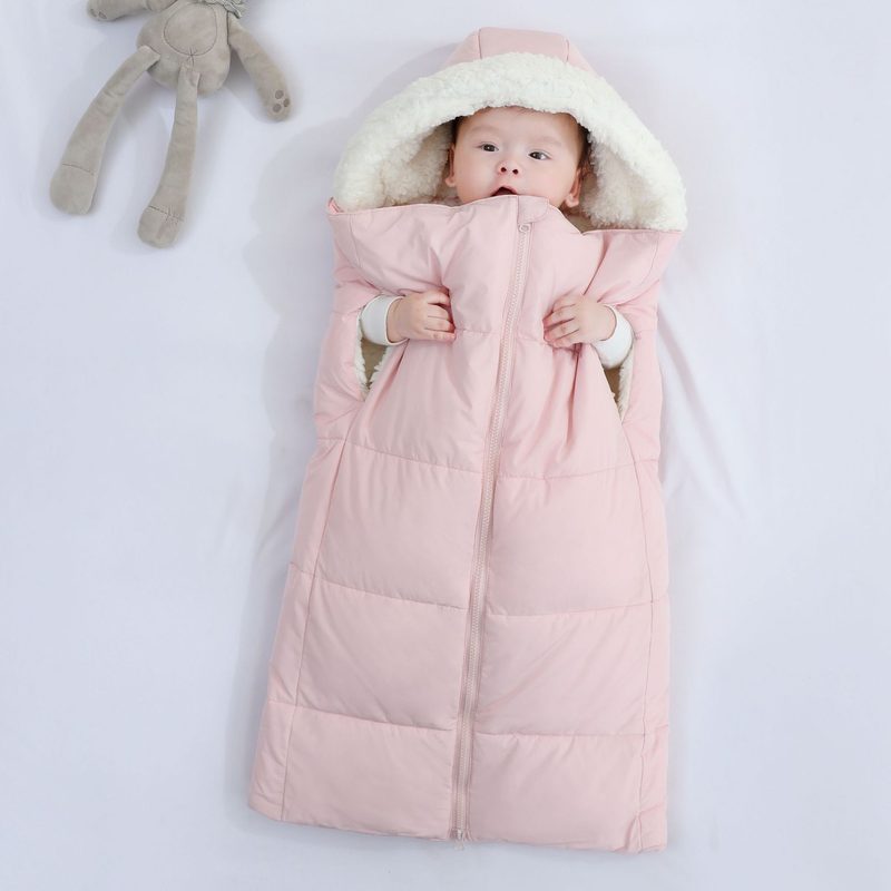 Nid d’ange d’hiver zippé à capuche bordée de peluche — 0 à 1 an